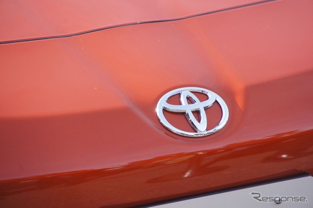 トヨタ、新型FRスポーツの車名は「86(ハチロク)」に決定