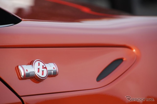 トヨタ、新型FRスポーツの車名は「86(ハチロク)」に決定