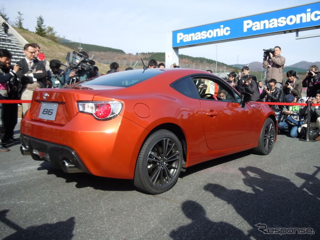 トヨタFRスポーツ、86