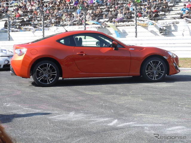 トヨタ小型FRスポーツ、86
