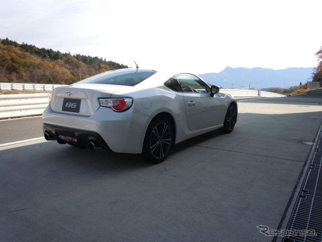 トヨタFRスポーツ、86