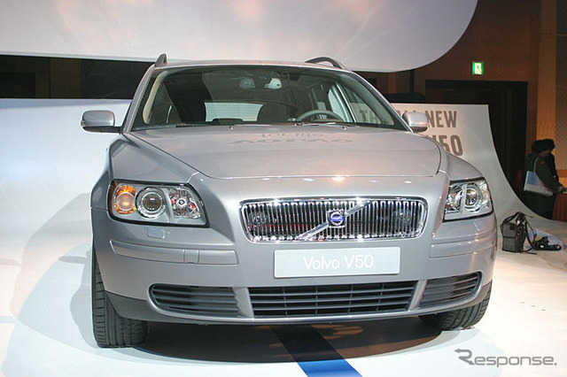 海外メーカー5年ぶりマイナス…2003年度輸入車販売