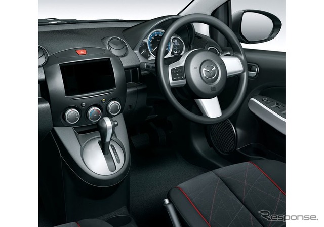 マツダ デミオ 13-SKYACTIV スマートスタイリッシュ