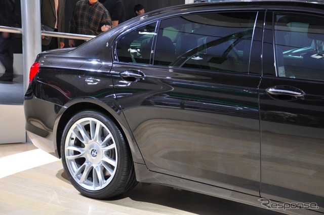 広州モーターショー11 BMW 760Li 25周年記念車