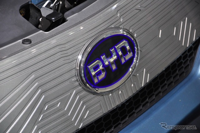 広州モーターショー11 BYD e6 先行者
