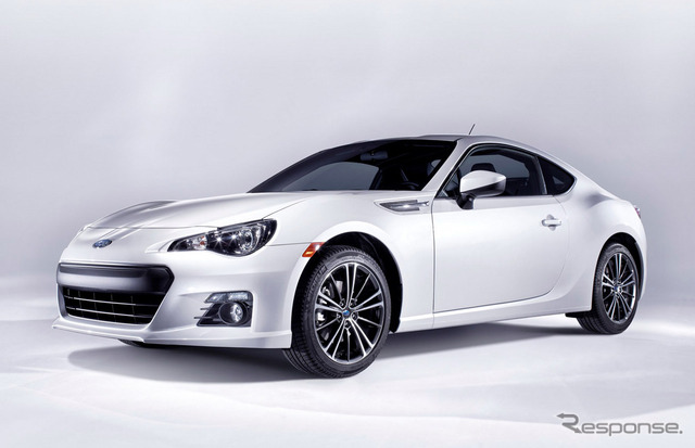 スバルの新型FRスポーツカー、BRZの市販モデル