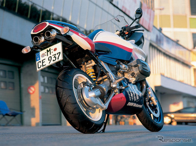 BMW『ボクサーカップレプリカ』2004年モデルを発売