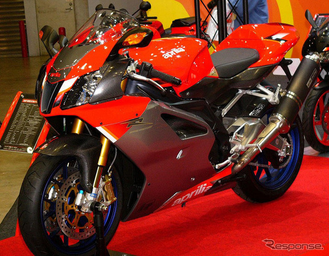 【東京モーターサイクルショー04】写真蔵…日本最大規模のバイクイベント