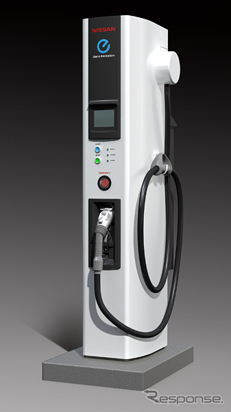 日産、新型急速充電器を発売---実質32万円から
