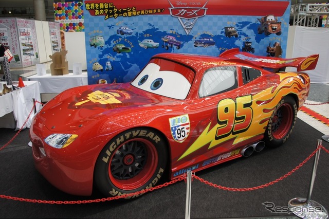 【東京モーターショー11】カーズ2のマックィーンがやってきた