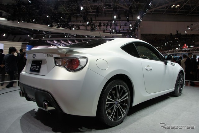 東京モーターショー2011 スバルブース
