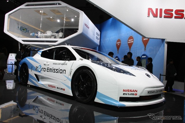 【東京モーターショー11】日産 リーフNISMO RCは8台、FIAはルール作り