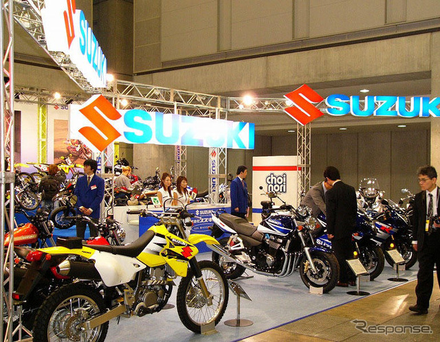 【東京モーターサイクルショー04】写真蔵…日本最大規模のバイクイベント