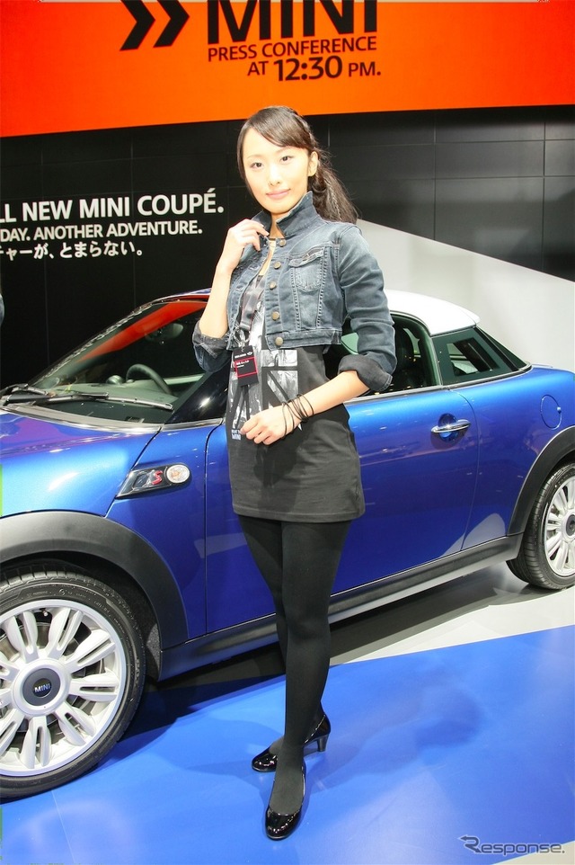 MINI コンパニオン(東京モーターショー11)