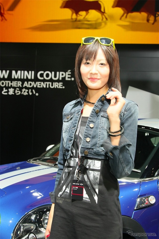 MINI コンパニオン(東京モーターショー11)