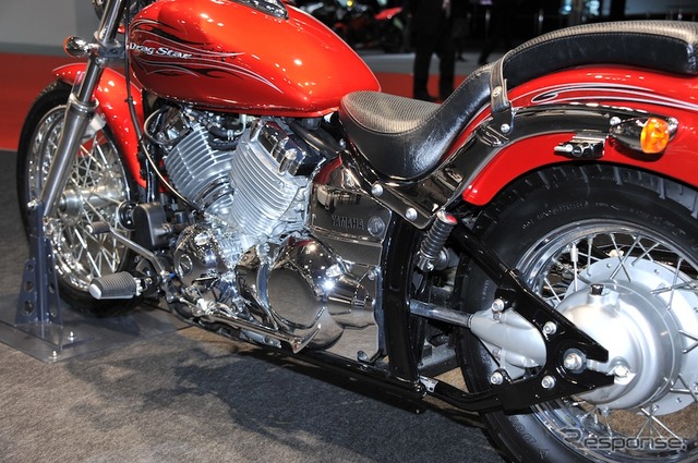 ヤマハ XVS400ドラッグスター(東京モーターショー11)