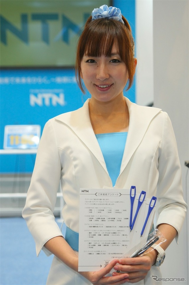 【東京モーターショー11】コンパニオン…NTN