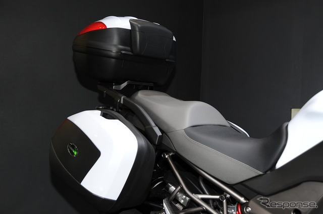 カワサキ Versys1000(東京モーターショー11)