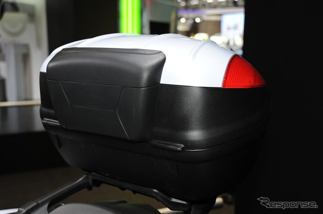カワサキ Versys1000(東京モーターショー11)