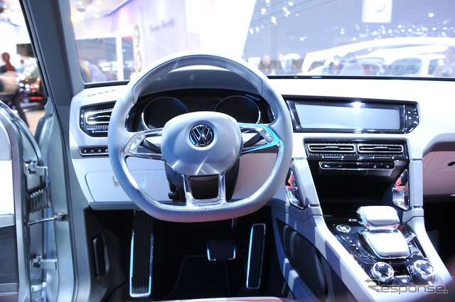 VW クロスクーペ(東京モーターショー11)