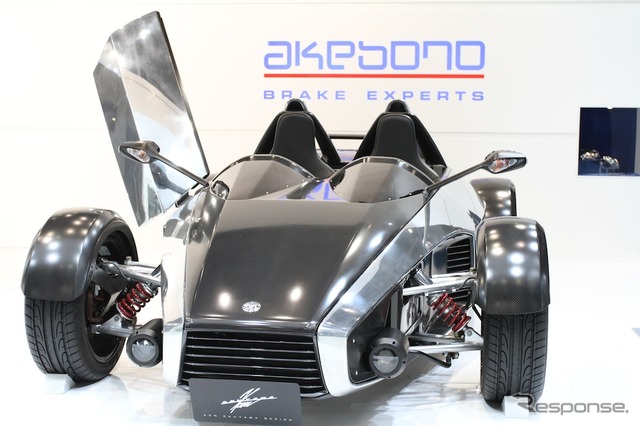 KEN OKUYAMAのスポーツカー、K.O7(東京モーターショー11)