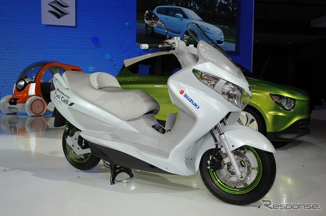 スズキ バーグマン フューエルセルスクーター(東京モーターショー11)