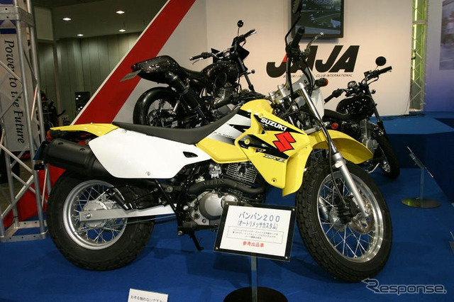 【東京モーターサイクルショー04】写真蔵…スズキブース編