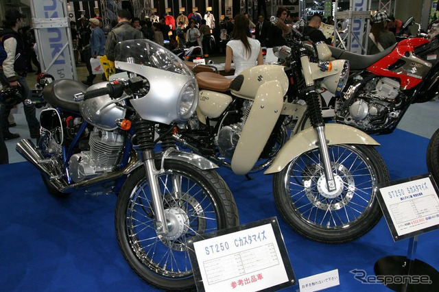 【東京モーターサイクルショー04】写真蔵…スズキブース編