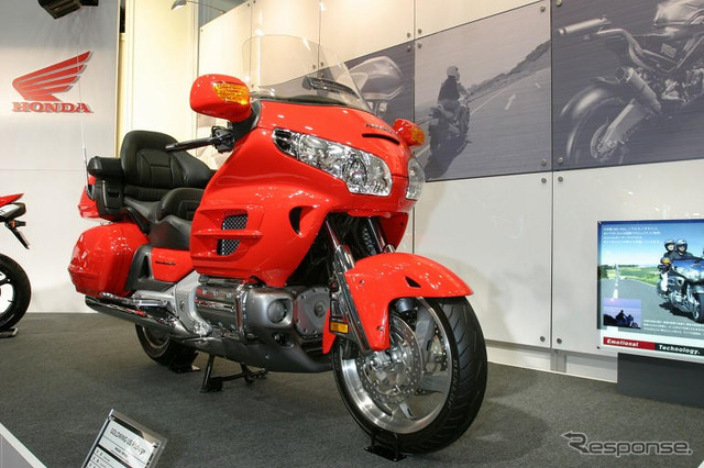 【東京モーターサイクルショー04】写真蔵…ホンダブース編