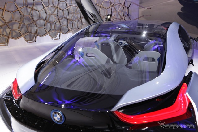 BMW i8コンセプト(東京モーターショー11)
