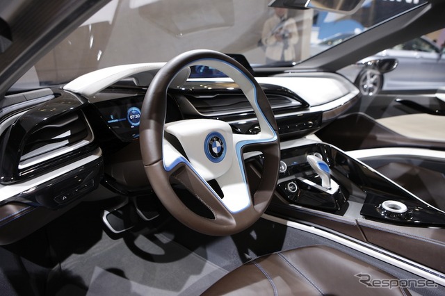 BMW i8コンセプト(東京モーターショー11)