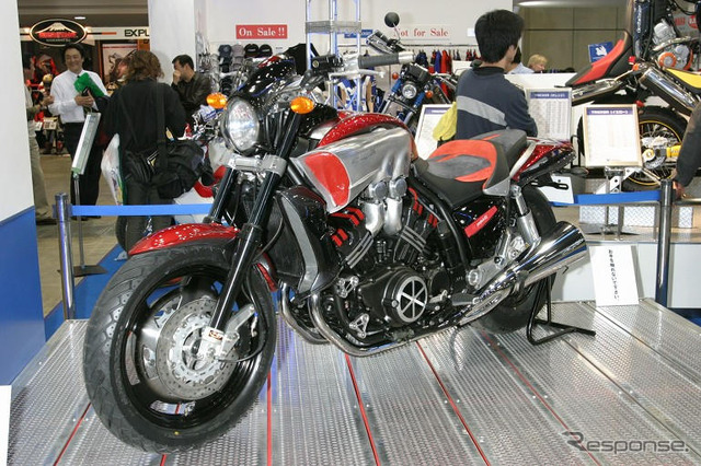 【東京モーターサイクルショー04】写真蔵…ワイズギアブース編
