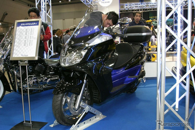 【東京モーターサイクルショー04】写真蔵…ワイズギアブース編