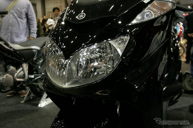 【東京モーターサイクルショー04】写真蔵…ワイズギアブース編