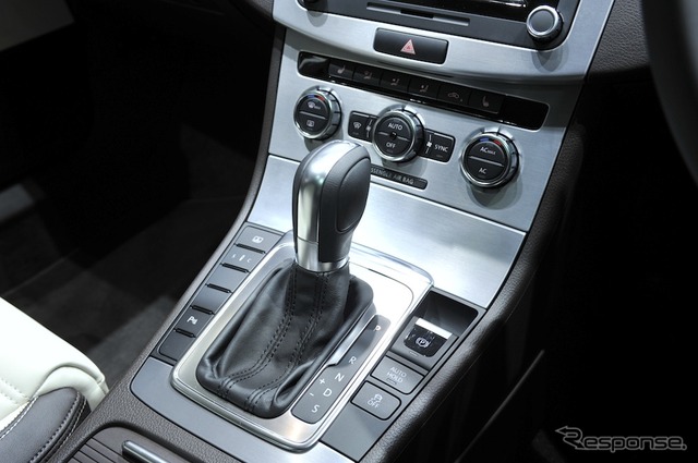 VW CC(東京モーターショー11)