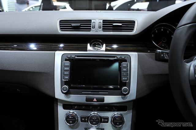 VW CC(東京モーターショー11)