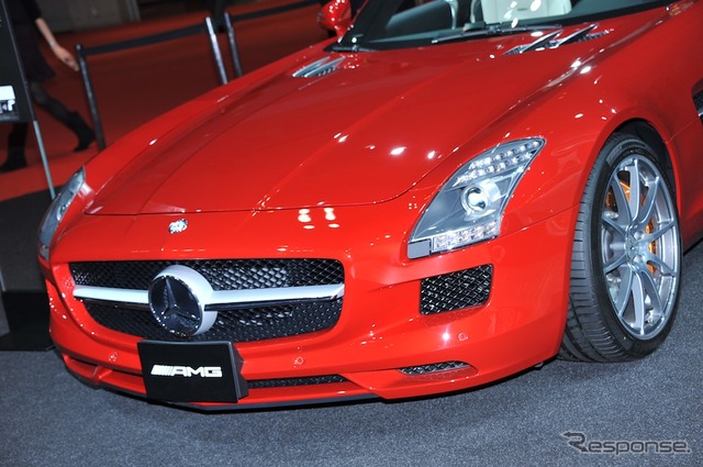 メルセデスベンツ SLS AMG ロードスター (東京モーターショー11)