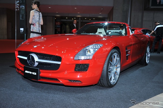 メルセデスベンツ SLS AMG ロードスター (東京モーターショー11)