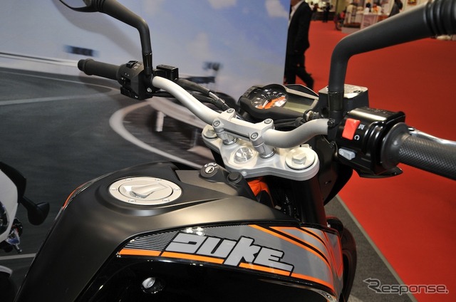 KTM 690DUKE(東京モーターショー11)