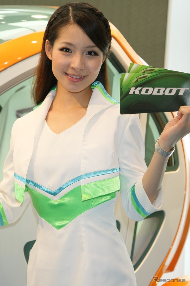 KOBOT コンパニオン(東京モーターショー11)