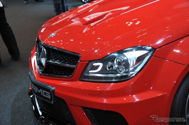 メルセデスベンツ C63AMGブラック(東京モーターショー11)