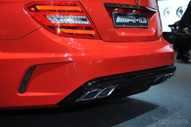 メルセデスベンツ C63AMGブラック(東京モーターショー11)