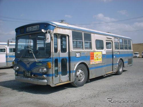 バス運転体験…いすゞBU04か、なりきり公道試乗か