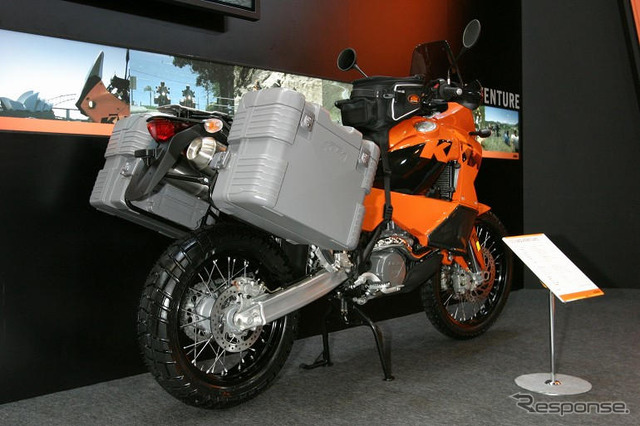 【東京モーターサイクルショー04】写真蔵…KTM編