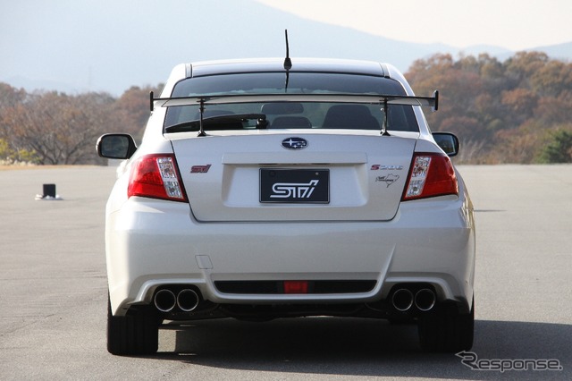 スバル インプレッサのコンプリートカー、S206