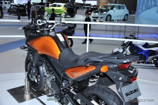 スズキ Vストーム650 ABS(東京モーターショー11)