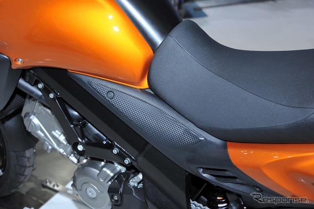 スズキ Vストーム650 ABS(東京モーターショー11)