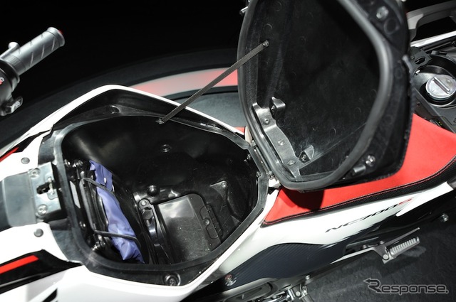 ホンダ NC700S(東京モーターショー11)