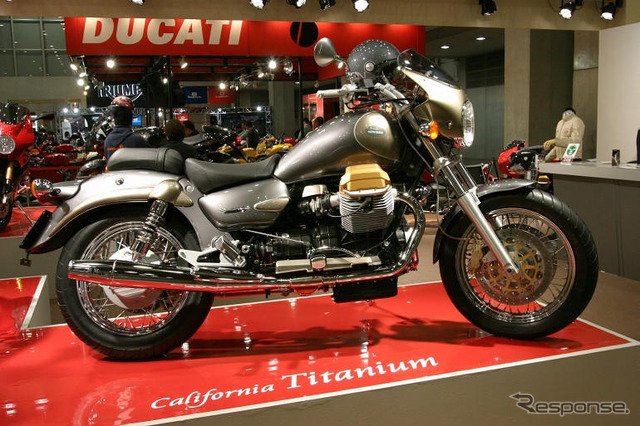 【東京モーターサイクルショー04】写真蔵…モトグッツィ編