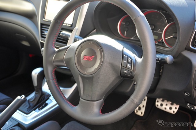 スバル インプレッサ WRX STI 4ドア